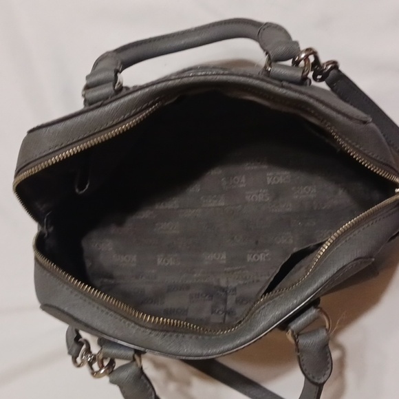 Michael Kors Saffiano Purse Crossbody Bag - Picture 7 of 13